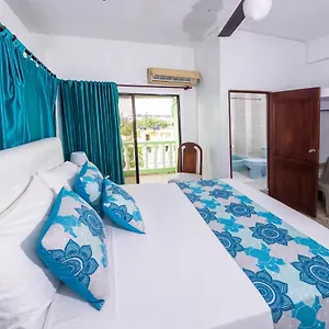 https://hotel-malecon-del-este.comcaribbean.com